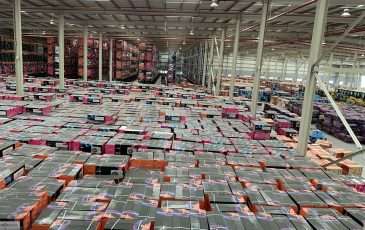 Efficiently running a warehouse in the UAE